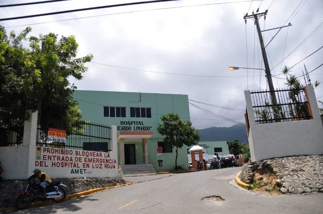 Denuncian falta de medicamentos y desatenciones médicas en hospital Ricardo Limardo