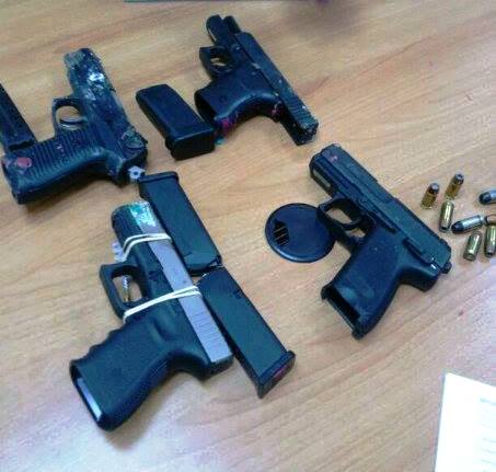 Hallan armas dentro de un contenedor llegado al puerto de PP desde NY
