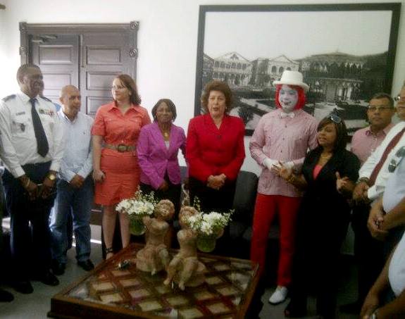Encenderán el viernes 29 de noviembre el árbol de navidad frente al estadio José Briseño