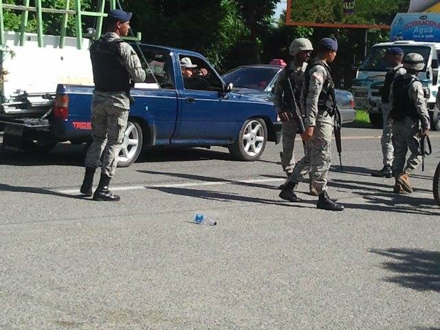  Moradores de Cangrejos en Montellano protestan por falta de agua potable