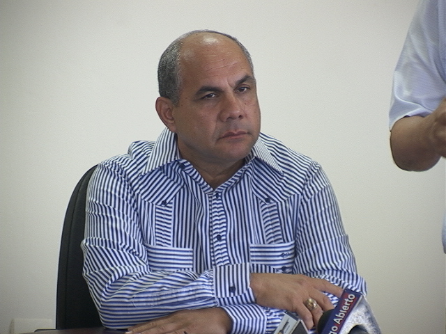 Supuestamente por falta de pago; CORAAPPLATA amenaza con privatizar servicio de agua potable