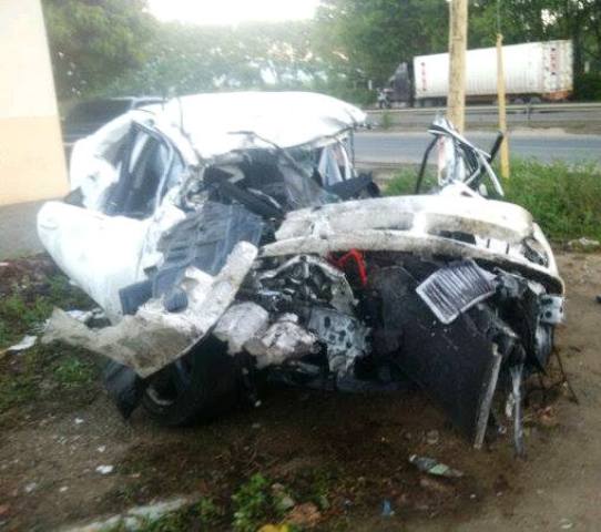 Empresario herido de gravedad al chocar su auto con camión en autopista PP-Altamira