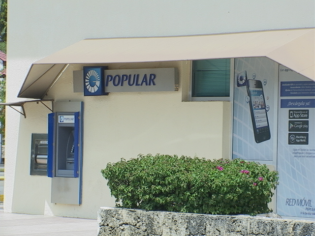 Por baja del turismo y altos costos operaciones cierran sucursal bancaria en Playa Dorada Plaza