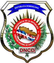 Detienen 5 le ocupan 293 porciones estupefacientes, armas y celulares