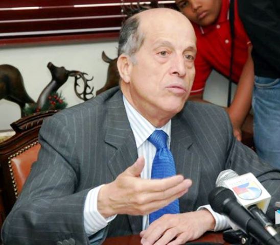 Max Puig desmiente acusaciones de distribuir más de 70 millones de pesos en privilegios