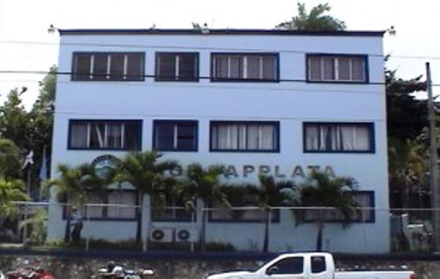 Aseguran que “la CORAAPPLATA se ha convertido en un huacal de botellas para militantes del PLD y PRSC”