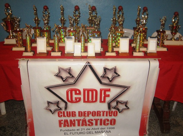 Club Deportivo Fantástico realizará el viernes premiación a los atletas más destacados del año