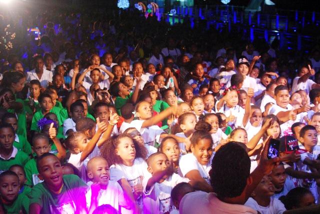Lifestyle Holidays Vacation Club dedica fiesta de fin de año a casi 3 mil niños de Puerto Plata