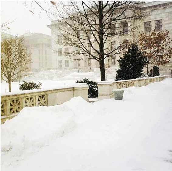 Tormenta de invierno “Hércules” paraliza la capital del mundo con mucho frío y nieve 