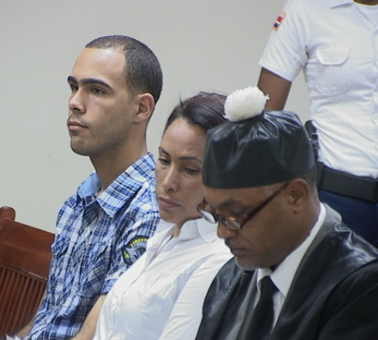 Ratifican prisión por 20 años a mujer acusada de planear asesinato de su esposo hacendado