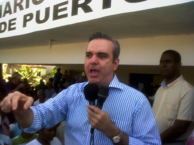 Luis Abinader visitará esta tarde a Maimón donde le dedicaran torneo deportivo