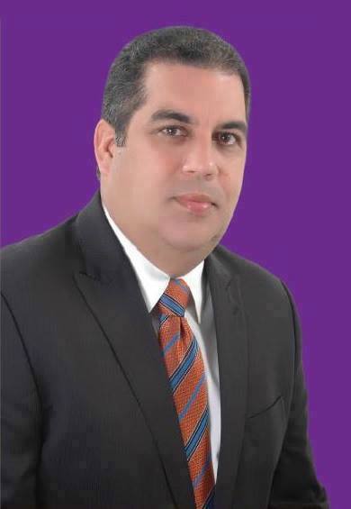 Diputado Javier Clark critica senador Francis Vargas reparta regalos a madres luego que esa fecha pasara