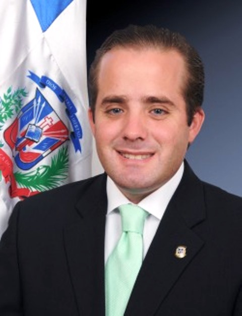 Diputado Puertoplateño critica que hemiciclo legislativo siga aprobando proyectos sin leerlos