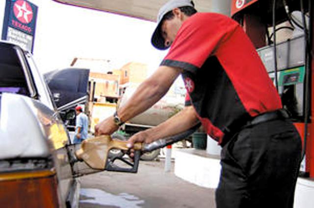 ¡Sopla! Volvieron a subir los combustibles en República Dominicana