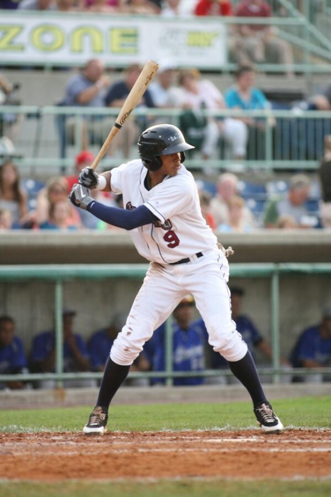 Puertoplateño Erick González está bateando 429 en los entrenamientos de Cleveland