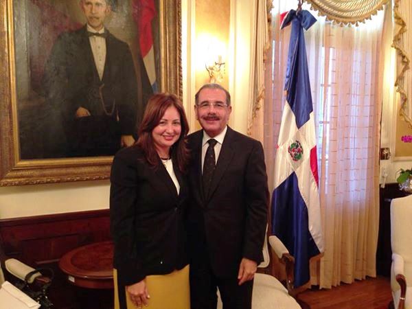 Alcaldesa de Sosúa se reúne con presidente Medina y le solicita obras para esa localidad turística