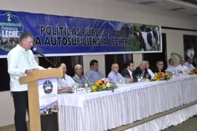 Durante congreso ganadero en PP productores de leche piden revisión del DR-Cafta