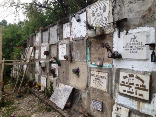 Denuncian que personas desconocidas profanan cementerio en Quebrada Honda de Altamira