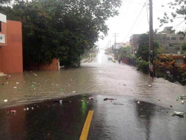 Se desbordan todos los ríos, arroyos y cañadas de Puerto Plata dejando varias comunidades aisladas