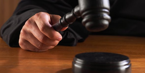 Tribunal de PP condena a 20 años de cárcel a padre violaba hija desde los 10 años de edad