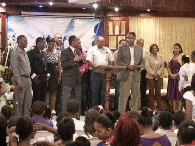 Realizan actividad cristiana de unificación en el distrito municipal de Maimón