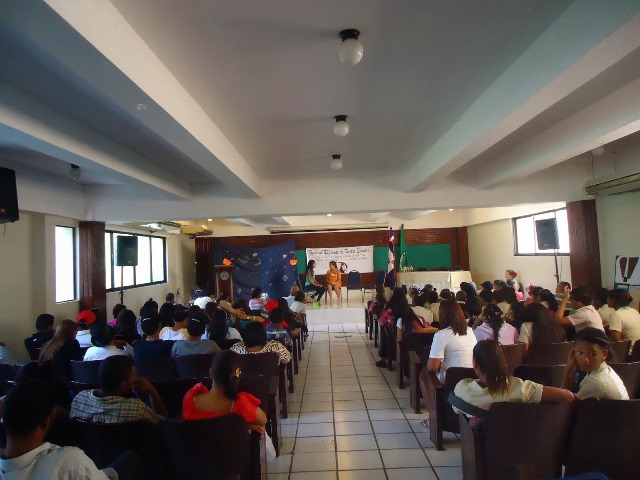 Servicios Estudiantiles de UTESA sube el telón con obra teatral “La Lotería”