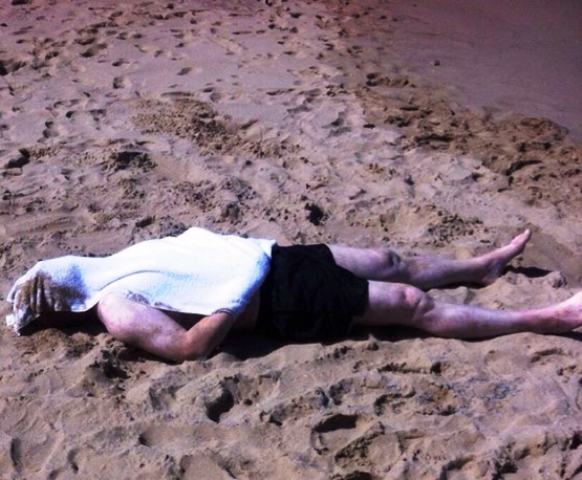 Hallan cadáver calcinado de hombre con varios disparos en Veragua y se ahoga un extranjero en playa El Encuentro de Cabarete