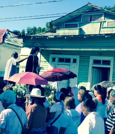 Sacerdotes católicos de Puerto Plata cuestionan que en RD solo haya justicia para el "ciudadano de a pie" cientos participan en rituales de pascua