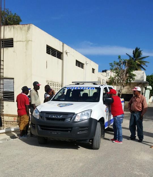  Camioneta de la Policía Nacional a exceso de velocidad mata ciudadano haitiano en Cofresí