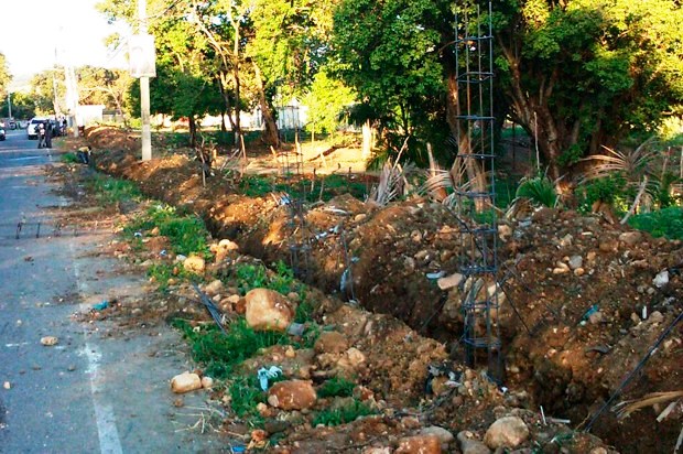  Destruyen decenas de casas que construyeron invasores en unos terrenos privados de San Marcos