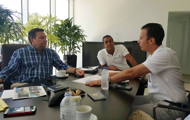 Tras protesta y presión social autoridades municipales ordenan paralizar pared privatizaría playa de Cofresí