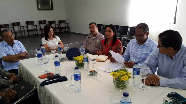 Anuncian que tomarán medidas en contra de animales realengos que deambulan en carreteras de Puerto  Plata
