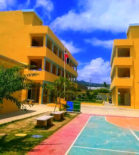 Unos 87 mil estudiantes regresarán a las aulas este lunes en Puerto Plata al iniciar año escolar 2015-2016