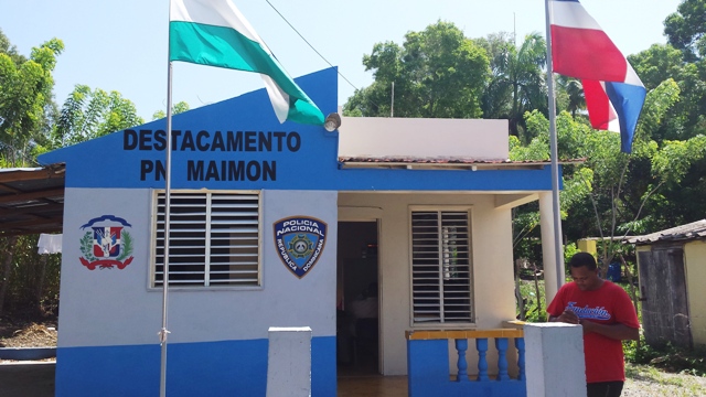 Agentes policiales apresan en Maimón a cuatro sujetos cuando robaban ganado