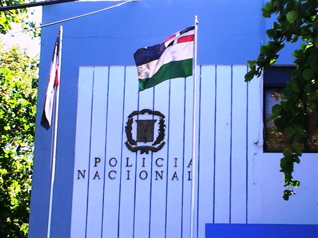 Desconocidos hieren de un balazo joven en sector Los Sufridos, apresan sujeto atracó mujer en Cabarete