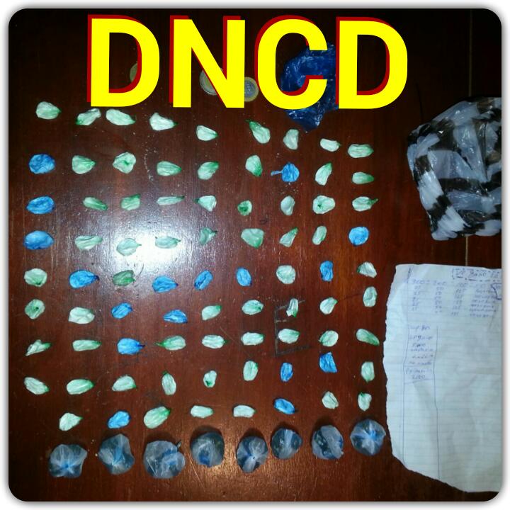 Incautan 88 porciones de droga en sector Los Callejones, ladrones saquean gomicentro en calle Camino Real