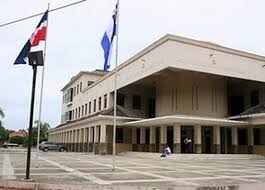 Tribunal impone 12 meses de prisión preventiva a joven acusado de atracar ejecutivo de farmacia en PP
