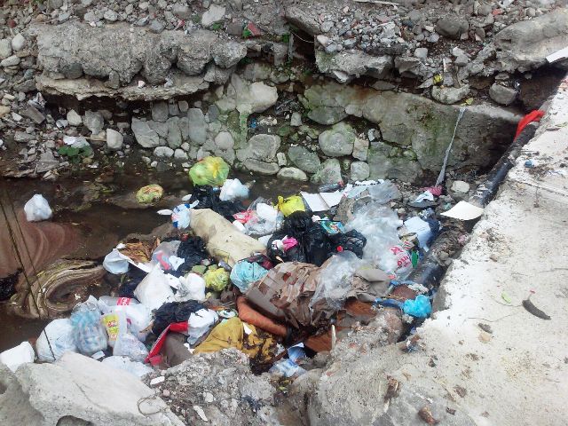 Ciudadanos denuncian que basura se amontona en varios puntos y sectores de Puerto Plata