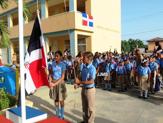  Autoridades educativas reiteran llamado a las clases para mañana, luego del feriado de Navidad y Año Nuevo