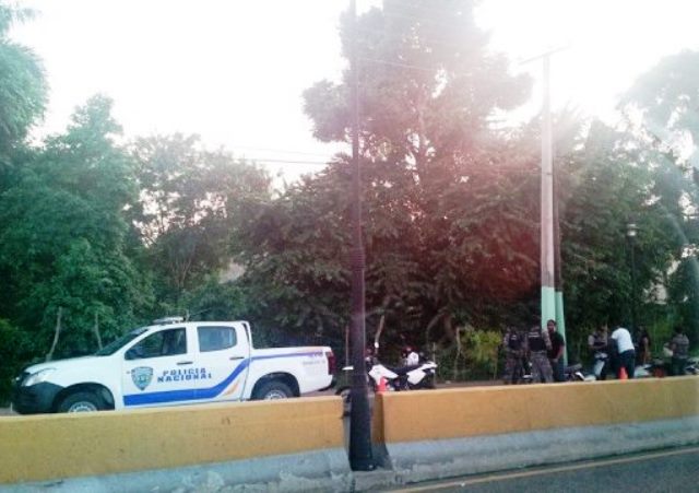 Continúan las denuncias sobre supuestos “macuteos” de agentes policiales en distintos puntos de Puerto Plata