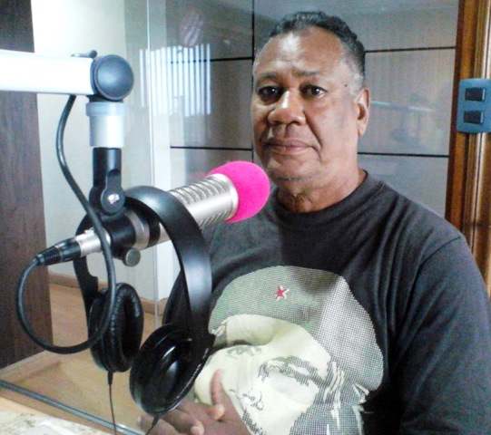 Critican que aunque bajaron los combustibles, los alimentos siguen caros y los salarios no han sido aumentados