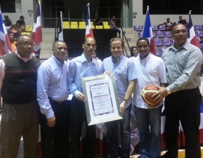 Inauguran torneo de baloncesto juvenil dedicado al diputado José Ignacio Paliza
