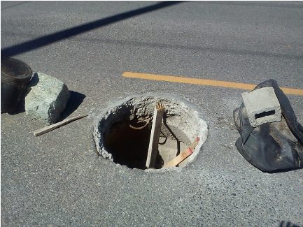 Robo de tapas metálicas en carreteras, calles y avenidas de PP constituye un peligro de muerte