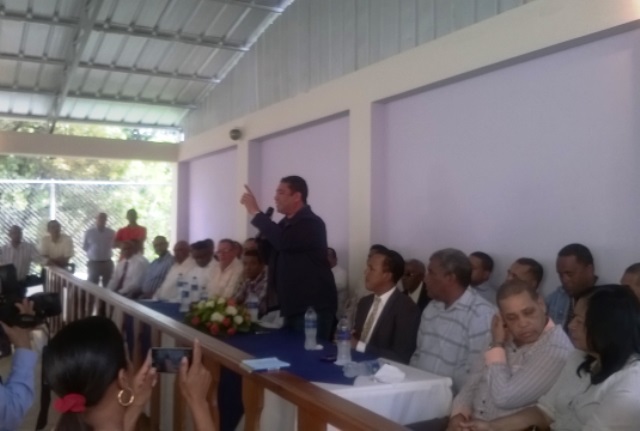Senador Francis Vargas y comité provincial del PLD en PP rechazan “campaña sucia” contra Leonel Fernández