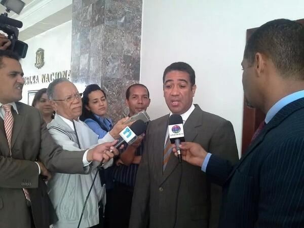 Francis Vargas asegura que el Senado aprobará Ley de Partidos en la primera legislatura
