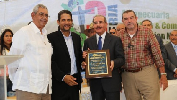 Ganaderos del Norte reconocen al presidente Danilo Medina en inicio de la Feria Agropecuaria de Puerto Plata