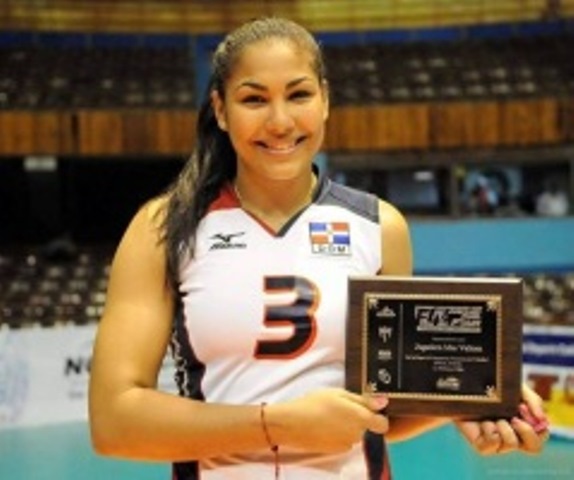 Puertoplateña Lisvel Eve Mejía elegida Jugadora Más Valiosa del Final Four de NORCECA