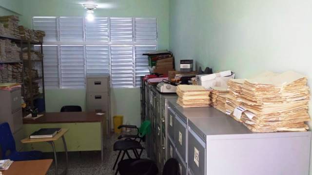 Los robos siguen indetenibles en Puerto Plata, saquean liceo, residencia y atracan banca de apuesta