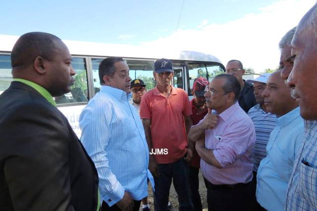 Director del IAD y gobernador de Puerto Plata prometen buscarle solución a los parceleros desalojados en Luperón