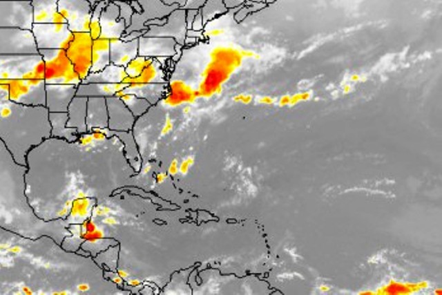 Meteorología anuncia fin de semana con aguaceros dispersos en gran parte del país por incidencia de una vaguada